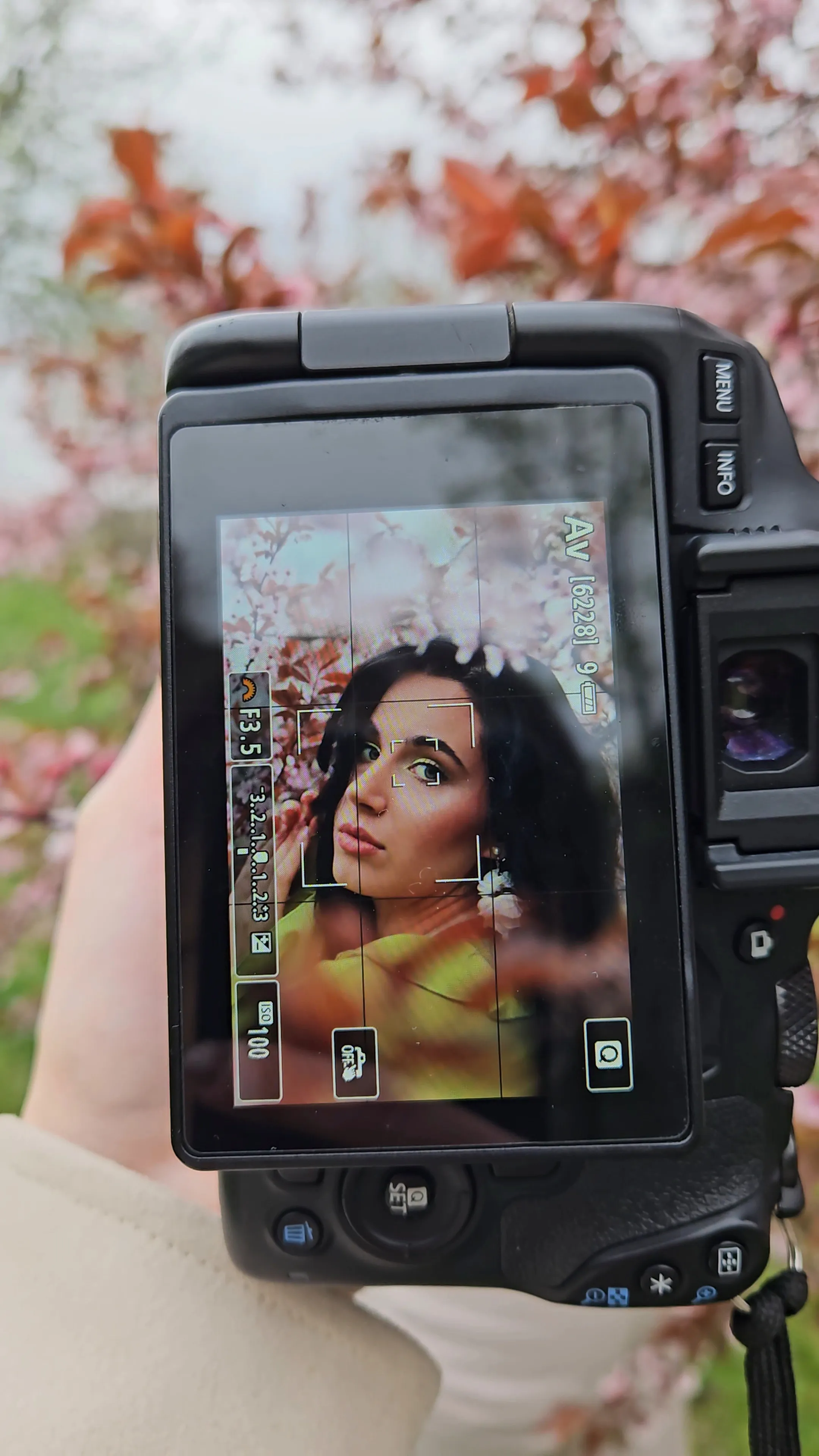 Professzionális Canon fényképezőgép objektívvel